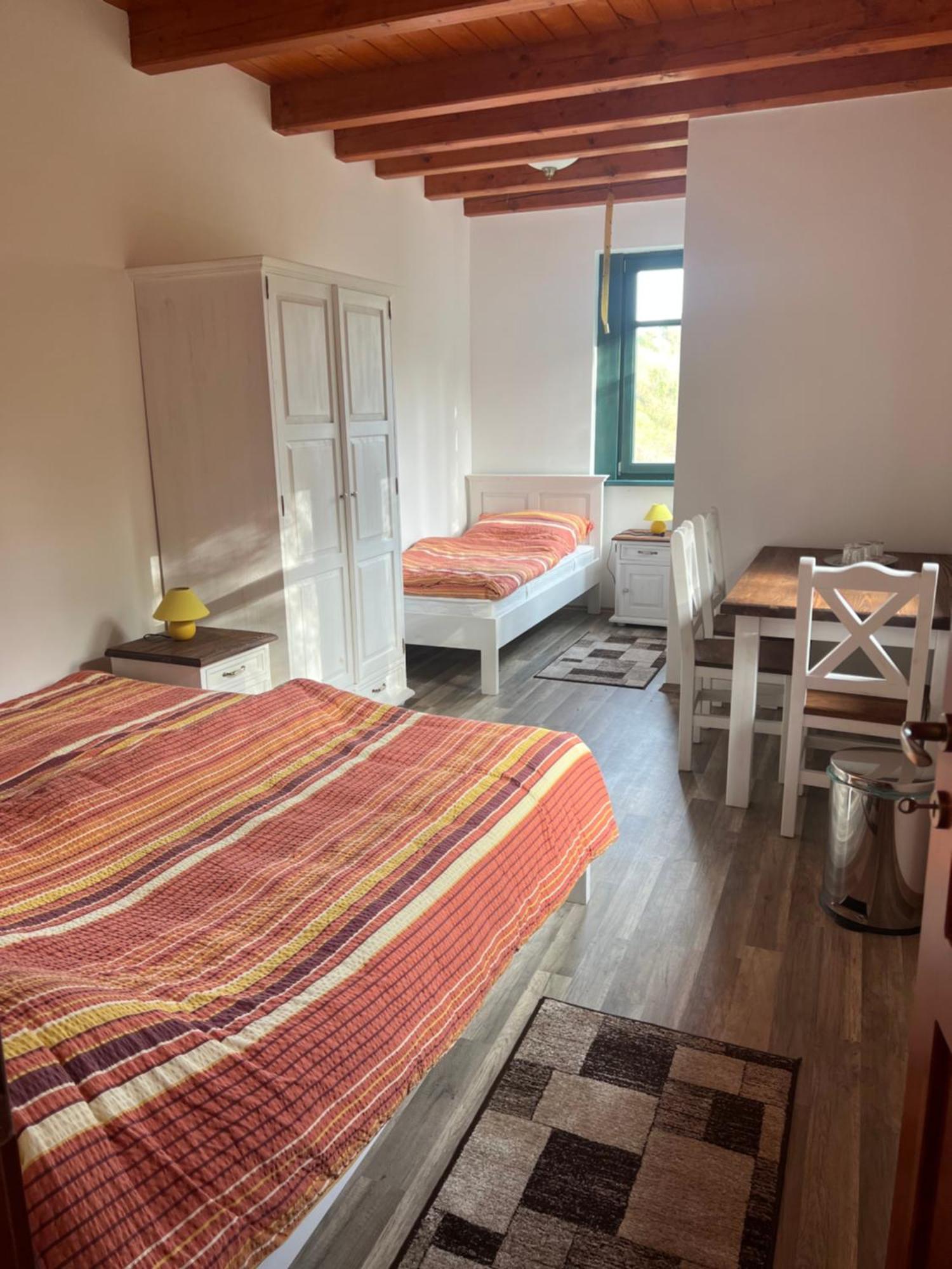 Vendeghaz Petoerke Hotel Bárdudvarnok Kültér fotó